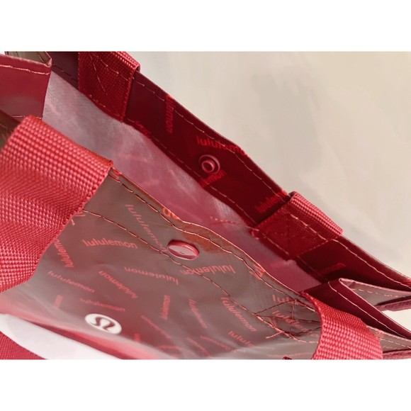 Lululemon This is Yoga Reusable Lunch Tote & Carryall Gym Bag Small Red - NEW - Picture 2 of 2